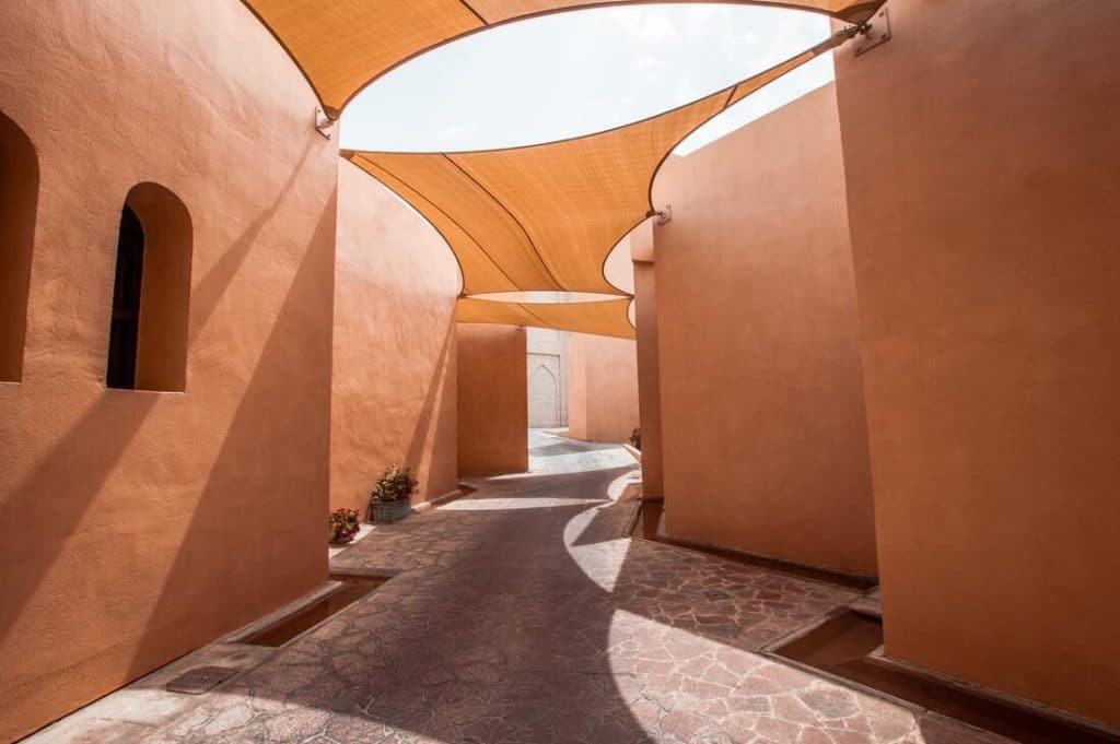 Read more about the article Benefits of Shade Sails and Sun Shades
